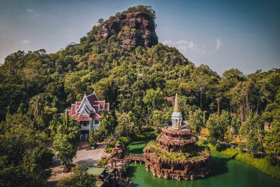 wat phu tok