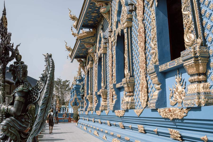 Come muoversi al Wat Rong Suea Ten