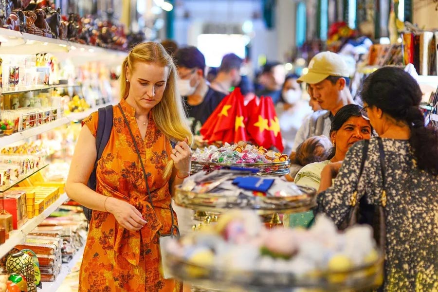 Come evitare le truffe nei mercati in Vietnam