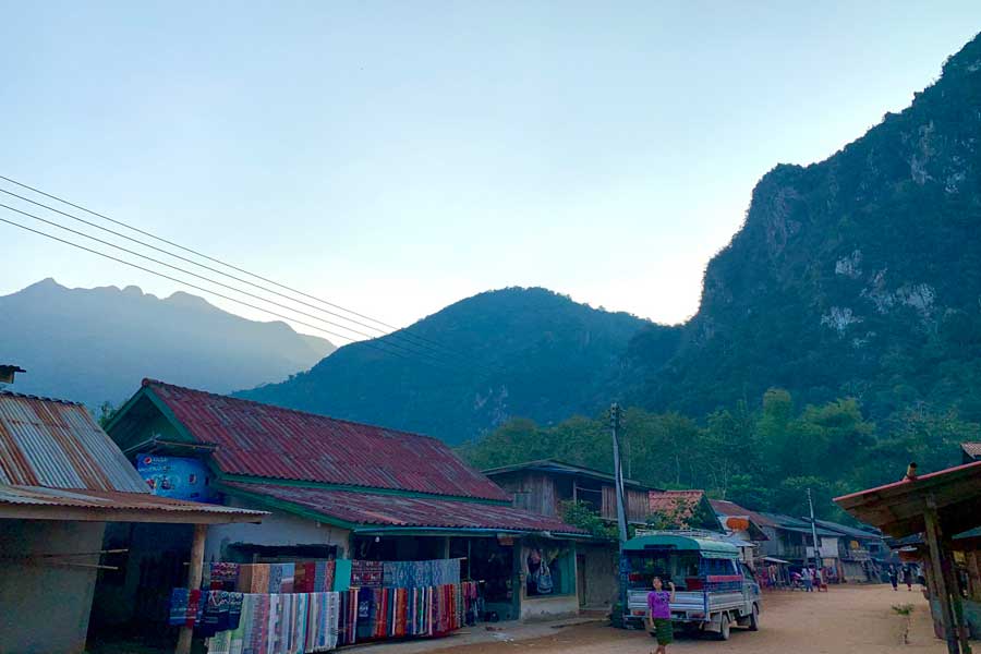 Un villaggio tradizionale nel cuore del Laos