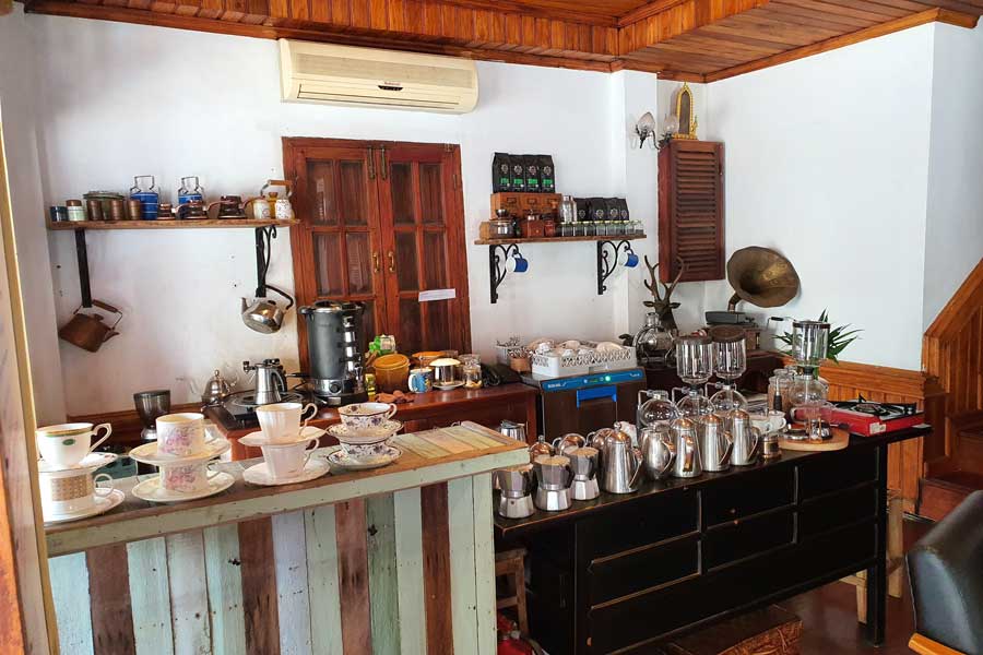 Stile di decorazione unico e amichevole del Cafe de Laos