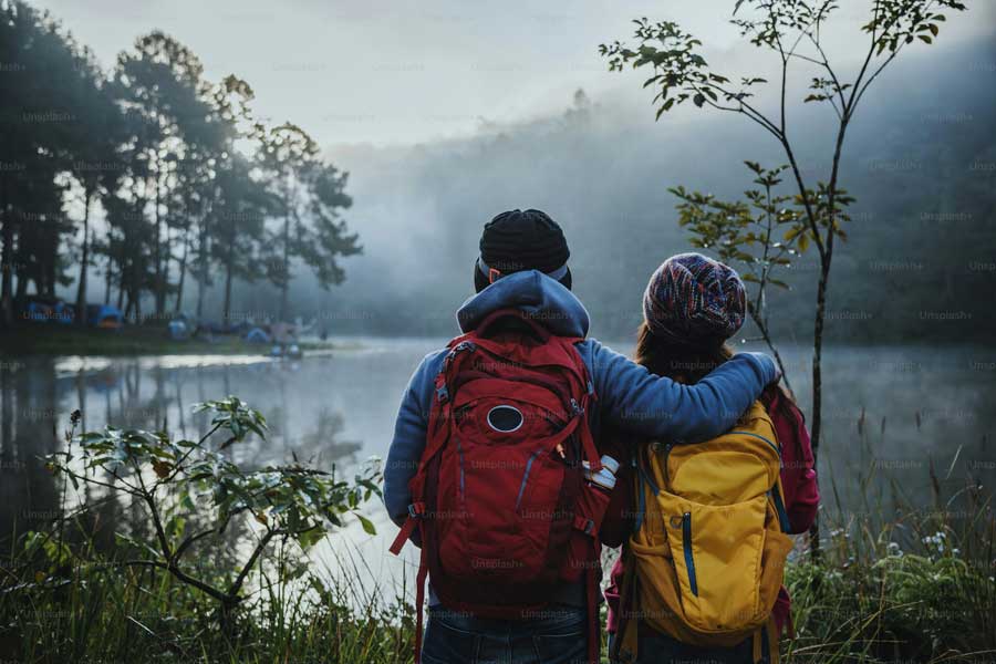 Trekking nelle montagne circostanti