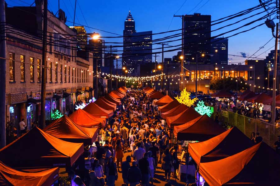 Mercato notturno a Chiang Mai