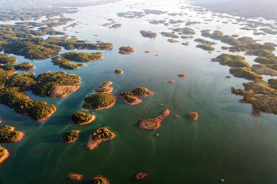 Lago Nam Ngum