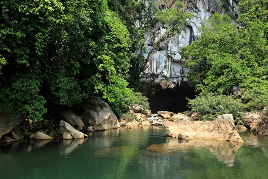 Ecosistema attorno a Tham Kong Lo