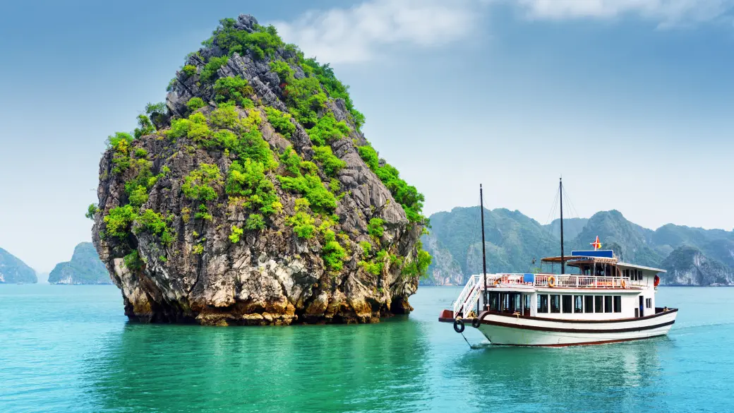 Hanoi - Halong - Baia di Bai Tu Long/ Baia di Lan Ha