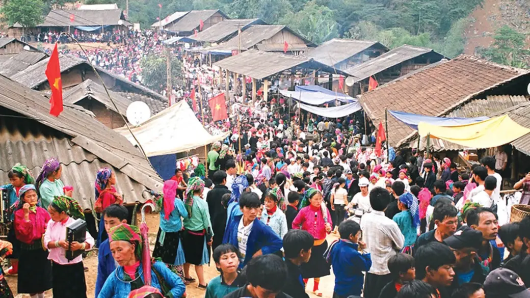 Bac Ha – Mercato domenicale – Trung Do – Fiume Chay – Sapa