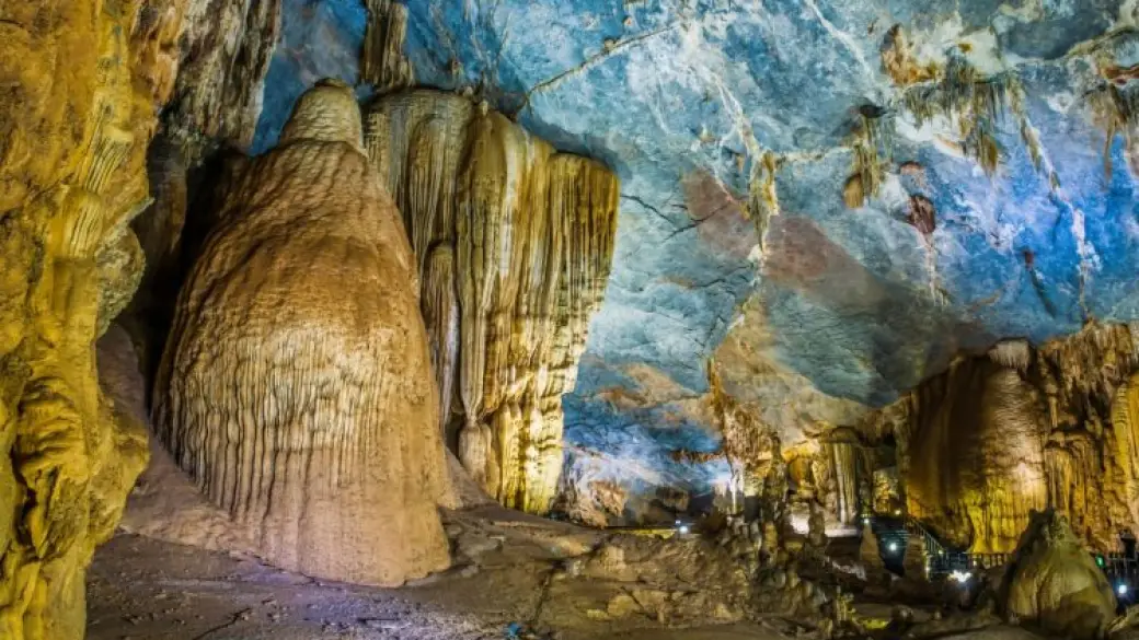 Phong Nha - Grotta del Paradiso - Hue