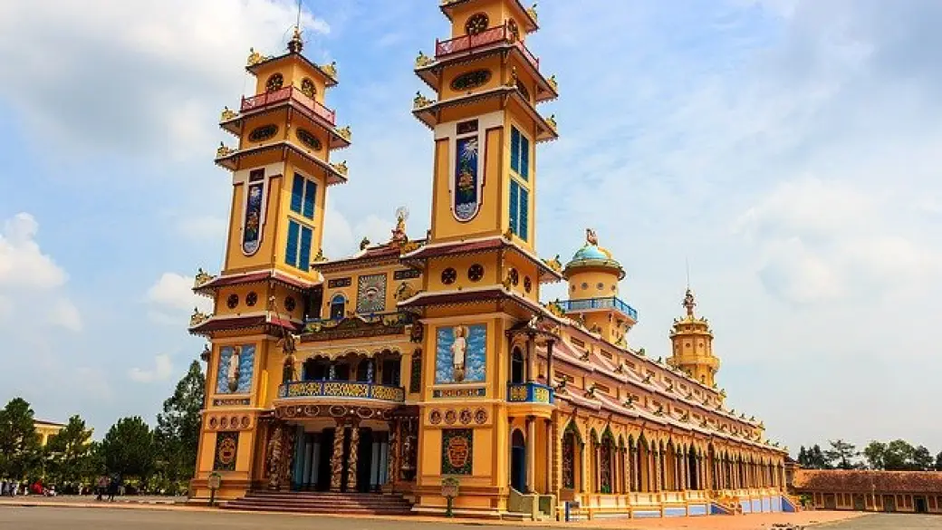 Ho Chi Minh – Cu Chi – Tay Ninh - Ho Chi Minh
