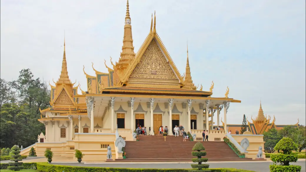 Arrivo a Phnom Penh (C)