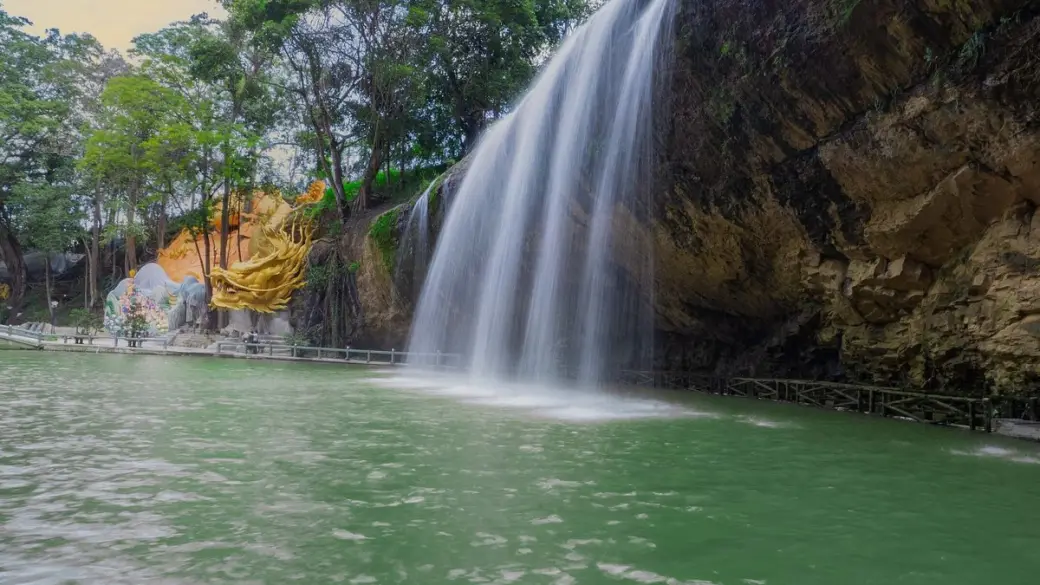 Visita della città di Dalat