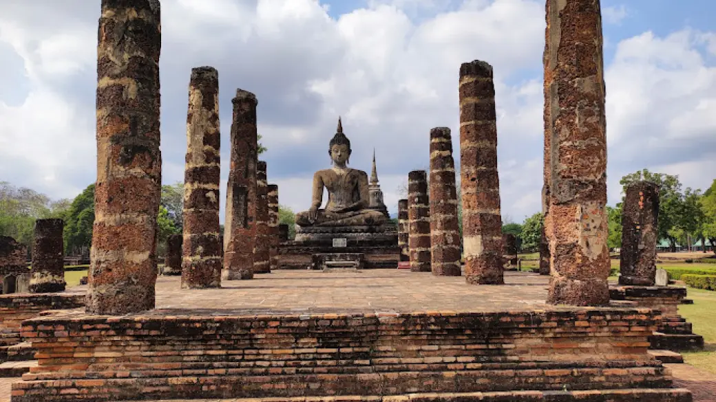 Uthai Thani - Kamphaeng Phet - Sukhothai