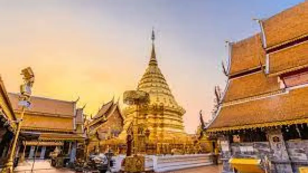 Bangkok - Volo per Chiang Mai - Tour della città di mezza giornata con Doi Suthep