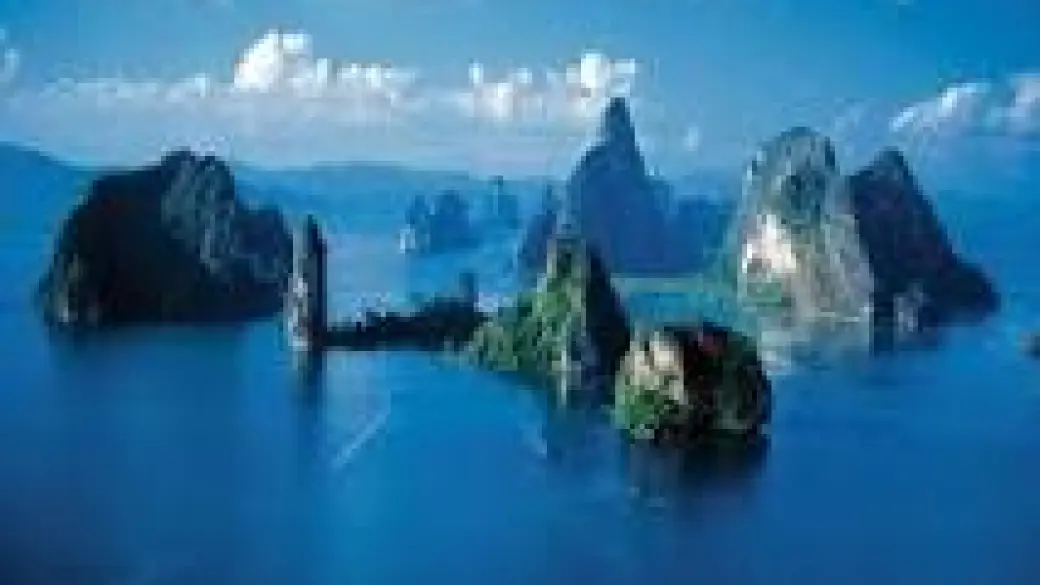 Phuket – Isola di Similan Tour collettivo in motoscafo con guida parlante inglese