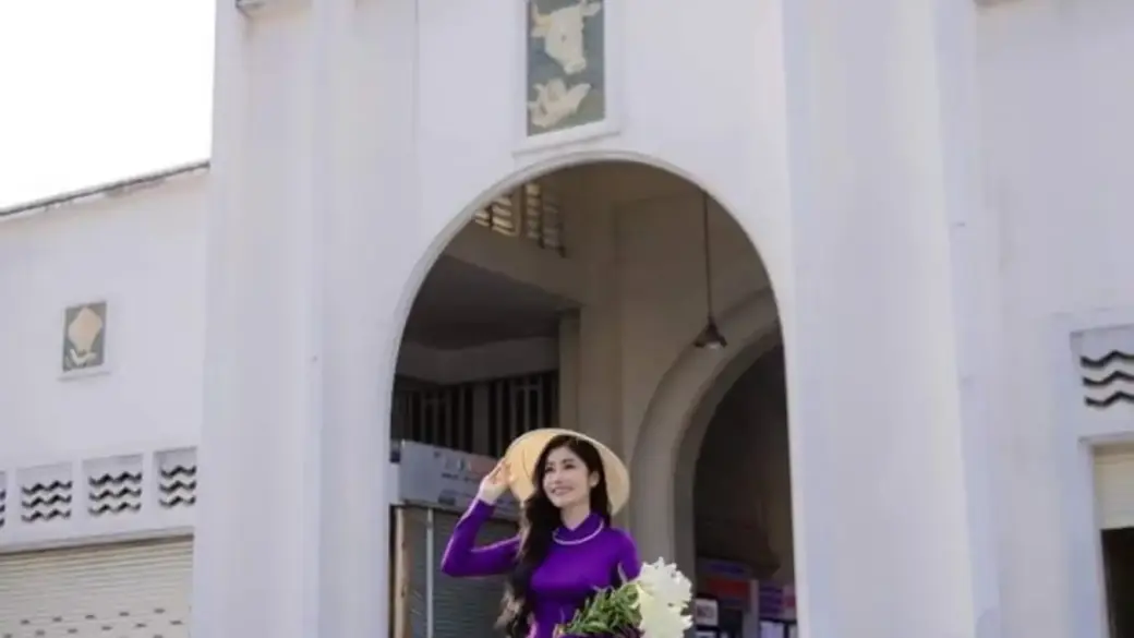 Ritorno a Saigon - Partenza