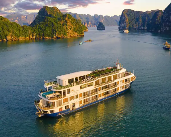 Baia di Ha Long