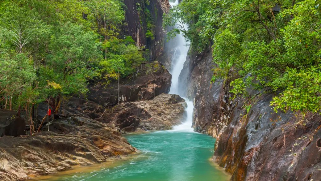 Koh Chang - Trat - Volo per Bangkok