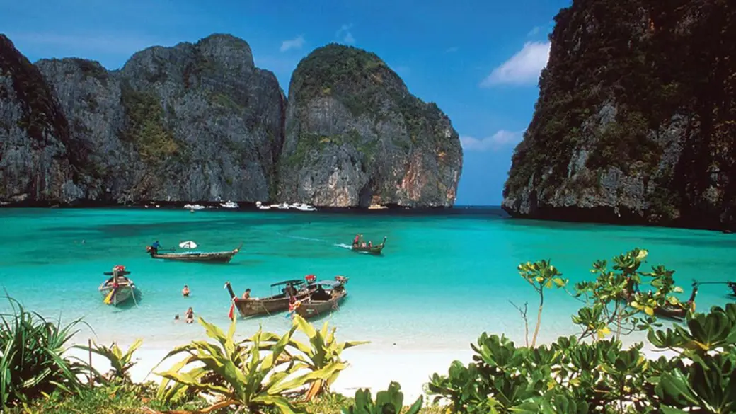 Krabi – Escursione condivisa in motoscafo alle isole Phi Phi