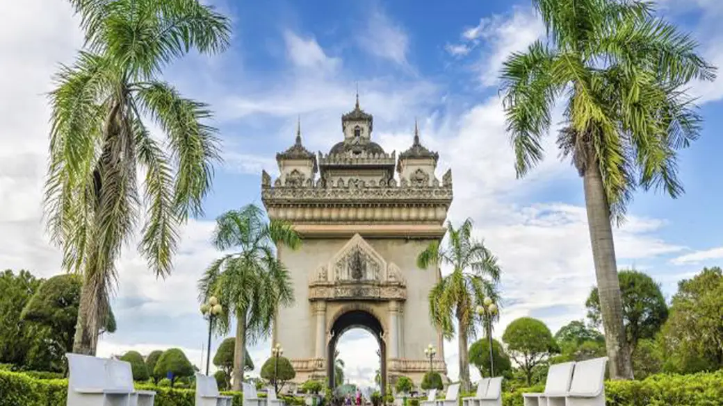 Partenza da Vientiane