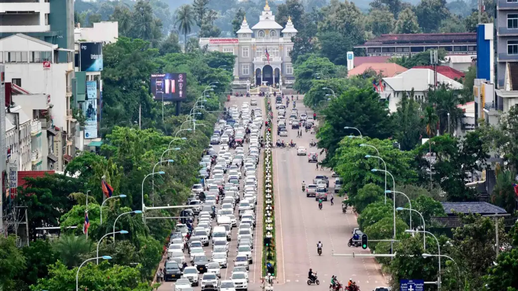 Arrivo a Vientiane