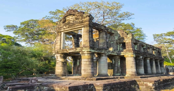 Wat Prasat Bakan