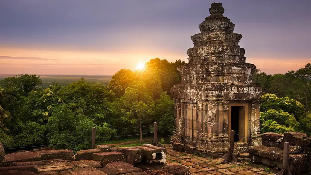 Siem Reap - Templi periferici di Angkor