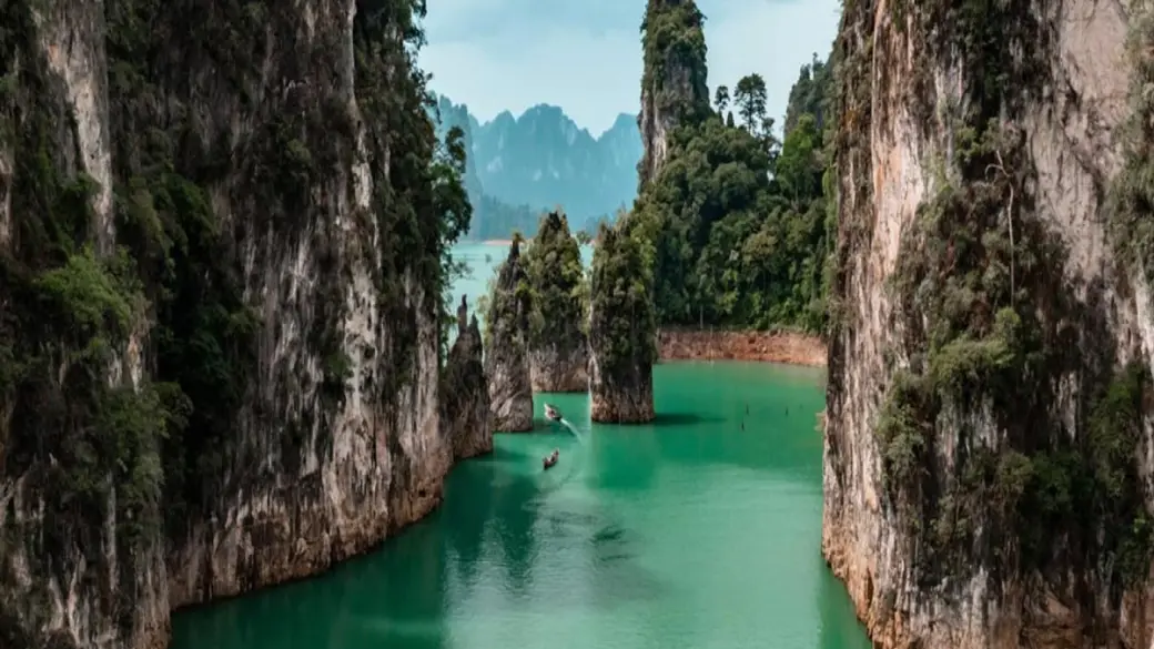 Khao Sok - Lago di Cheow Lan - Khao Sok Tour di gruppo con guida parlante inglese