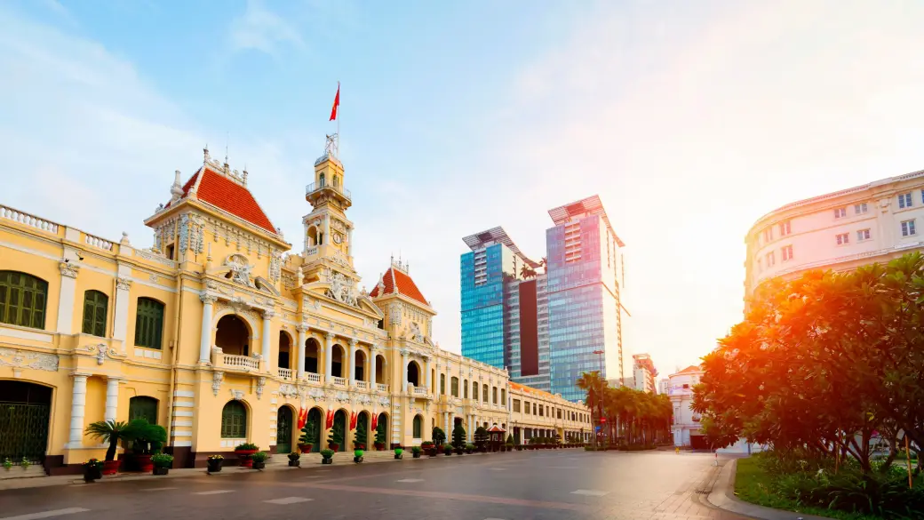 Hoi An – Da Nang – Volo per Saigon – Visita della città