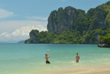 Krabi - Sorgente termale e Laguna Smeraldo - Tempio della Tigre (B/L) Tour di gruppo con guida parlante inglese