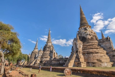 Parco storico di Ayutthaya - Bangkok - Volo per Chiang Rai (B)