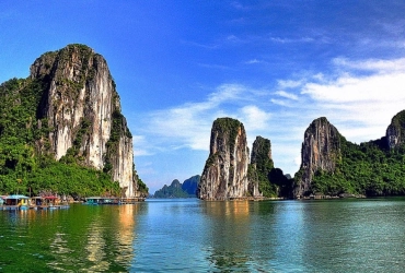 Grotta di Thien Canh Son – Porto di Halong - Hanoi - Treno notturno per Lao Cai (B/L) tour di gruppo con guida parlante inglese