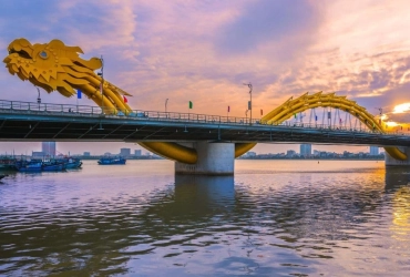Hoi An – Da Nang - Volo per Hanoi (B) Senza guida a Hanoi