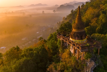 Surat Thani - Khao Sok - Esperienza in canoa (B/L/D) tour di gruppo con guida parlante inglese