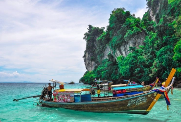Krabi - Isola di Koh Phi Phi (B/L) Tour di gruppo con guida parlante inglese