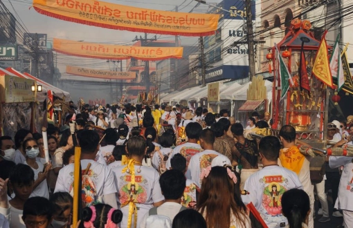 Phuket Vegetarian Festival 2026: Guida alla Festa